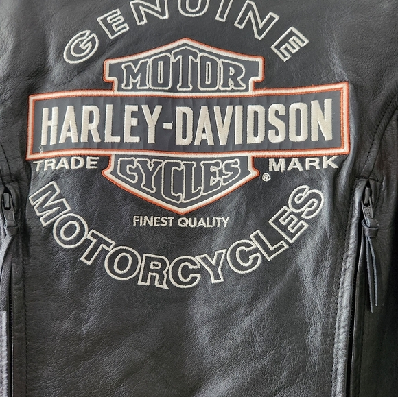 Womens leather Harley Davidson jacket with insert - Picture 12 of 16